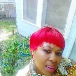 Meet your Posher, Janice